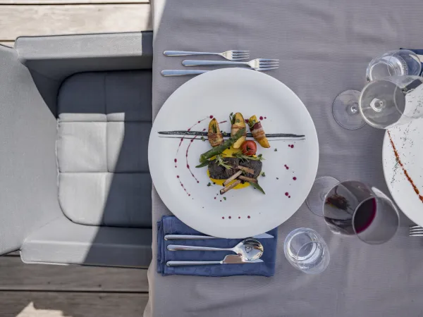 Wellnesshotel Alpenflora, Kastelruth, Seiser Alm, Dolomiten - Kulinarik und Weingenuss