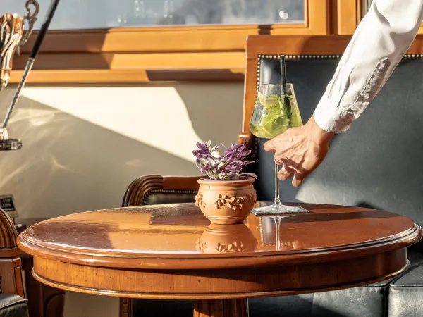 Wellnesshotel Alpenflora, Kastelruth, Seiser Alm, Dolomiten - Kulinarik und Weingenuss