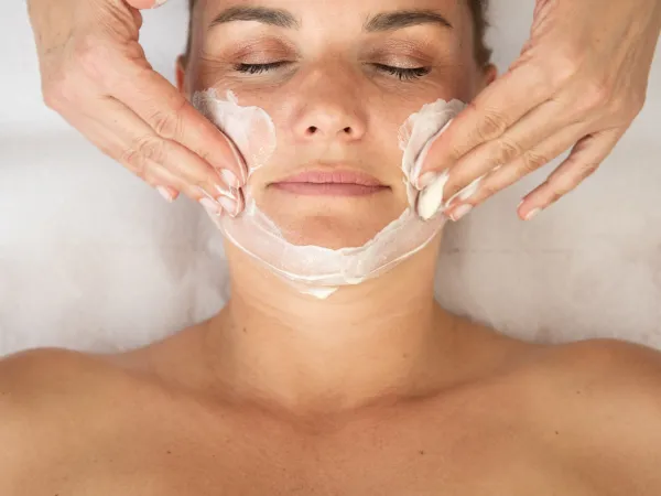 Gesichtsbehandlung im Beautyzentrum La Fontana des Wellnesshotel Alpenflora